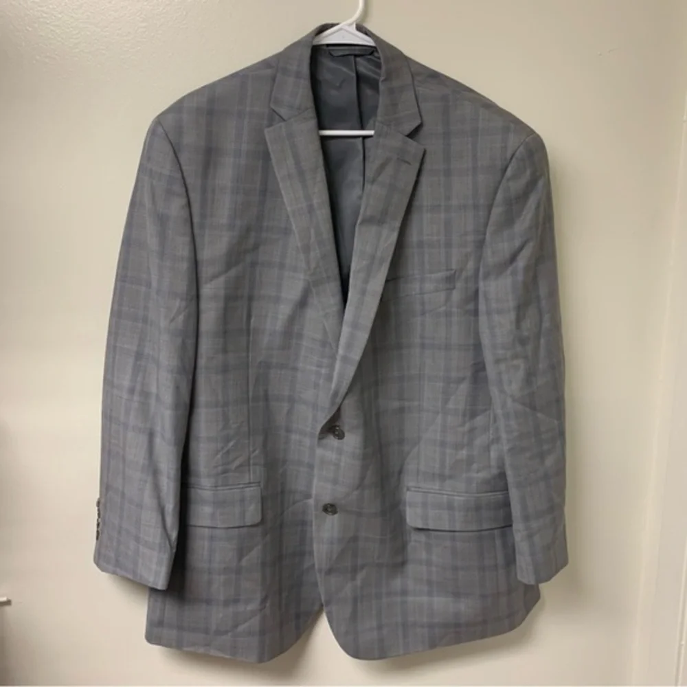 Michael Kors Gray Window Pane Plaid Suit Size 46R and‎ 40R Pants